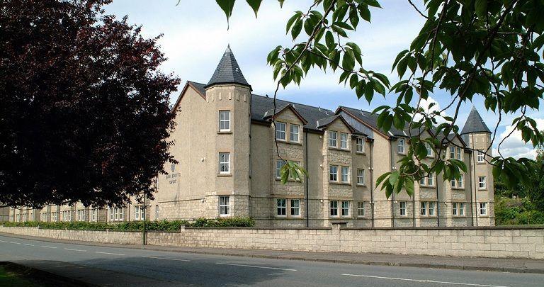 中国社科院大学英国斯特林大学合办可认证管理学博士